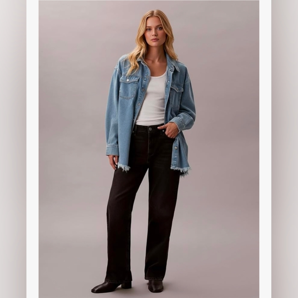 Stylish Oversized Blue Denim Jacket - Picture 3 of 6